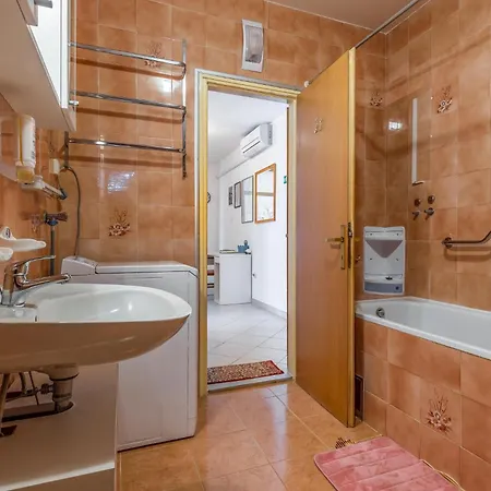 3 Bedroom Stunning In