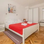 3 Bedroom Stunning In Rovinj