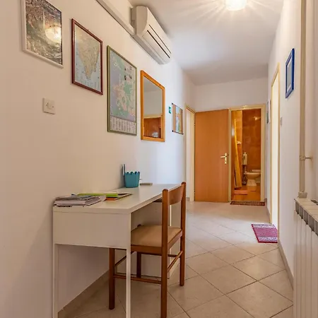 Appartement 3 Bedroom Stunning In Rovinj