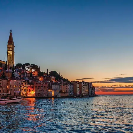 Nice Apartment In Rovinj With Wifi Apartmán *