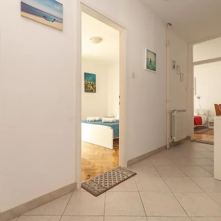 Nice Apartment In Rovinj With Wifi Apartmán *