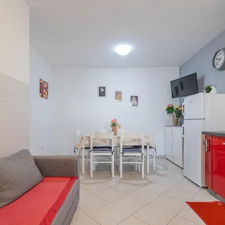 Apartmán Nice Apartment In Rovinj With Wifi *